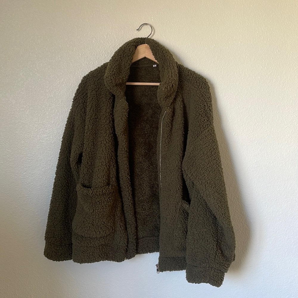 VERY SOFT green fuzzy coat